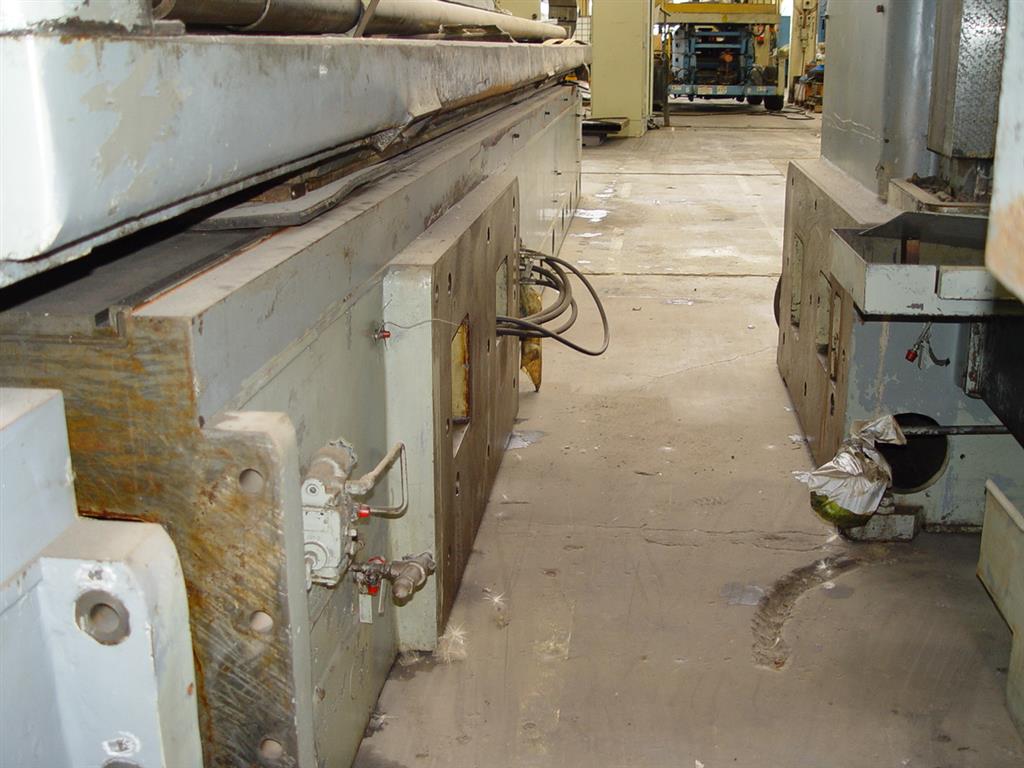 Thompson 20PCXV Surface Grinder, Machine ID: 7195